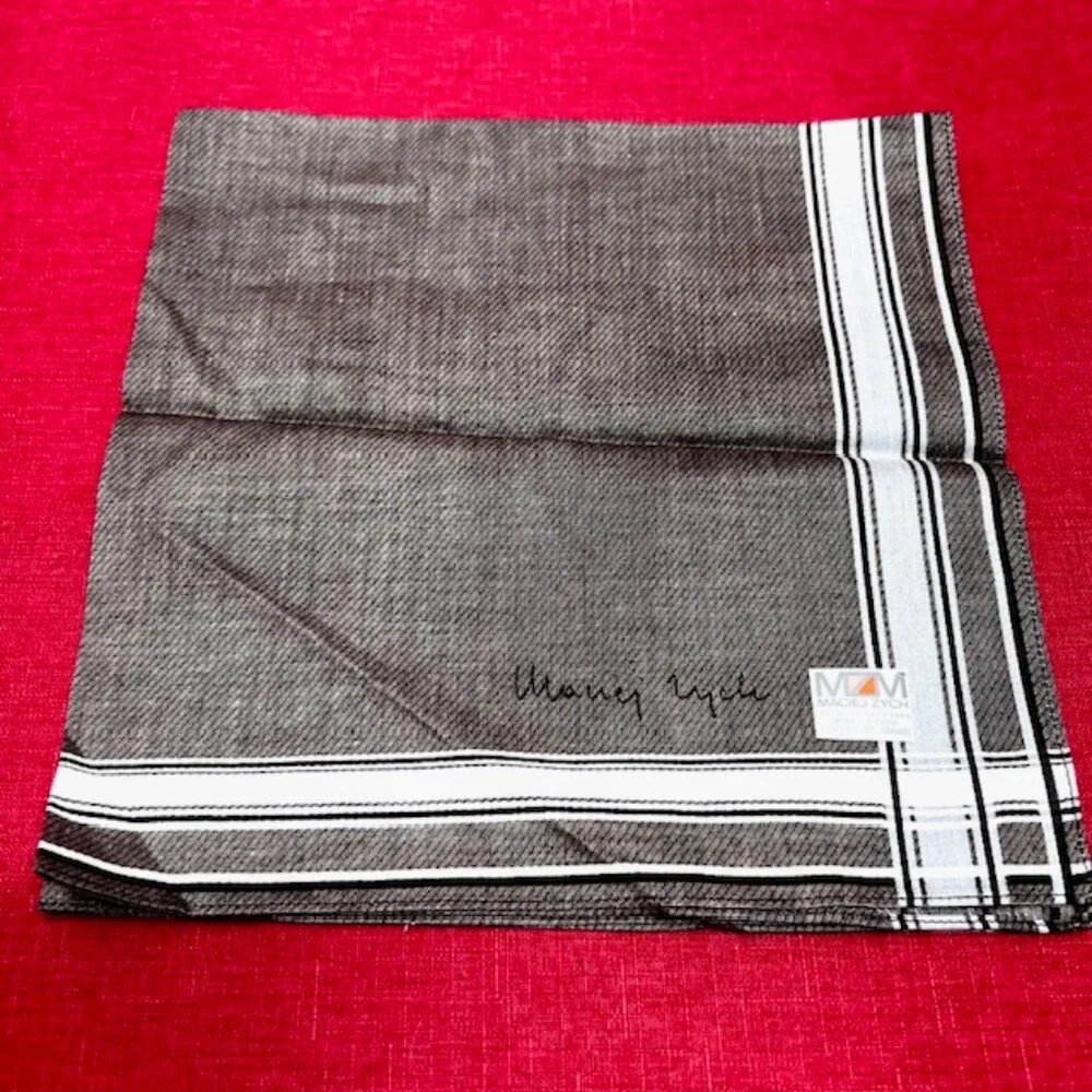 2 Neckties 100% Silk:: 1 Gucci & PAOL-O ROMANO+ 1 MZM  Handkerchierf 19